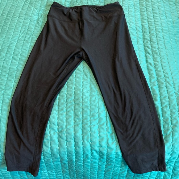 Under Armour Crop Athletic Tights - Picture 1 of 3